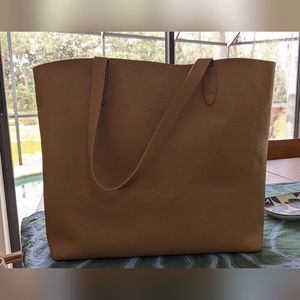 Cuyana Classic Structured Tote Cappuccino